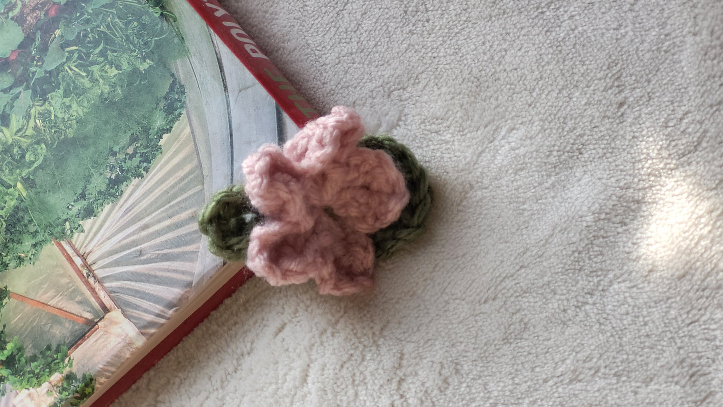 Flower bookmark